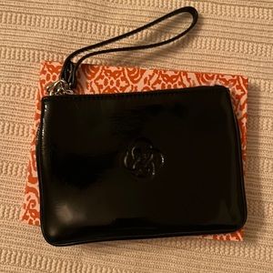 Stella & Dot black wristlet